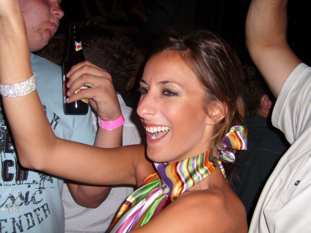 i/Kranj/Absolvent08/07-BlackWhiteParty/absolvent 1940.jpg